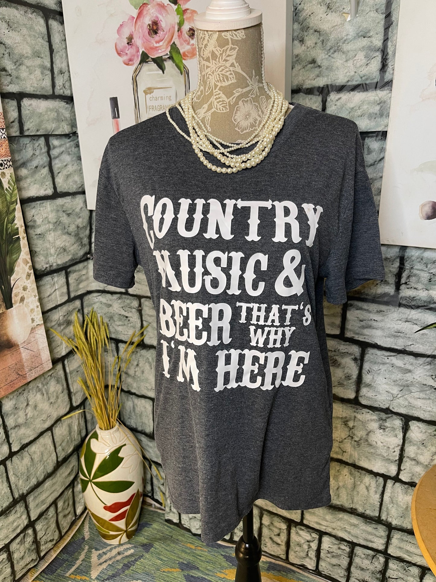Gray "Country Music" Graphic Shirt Women sz Medium