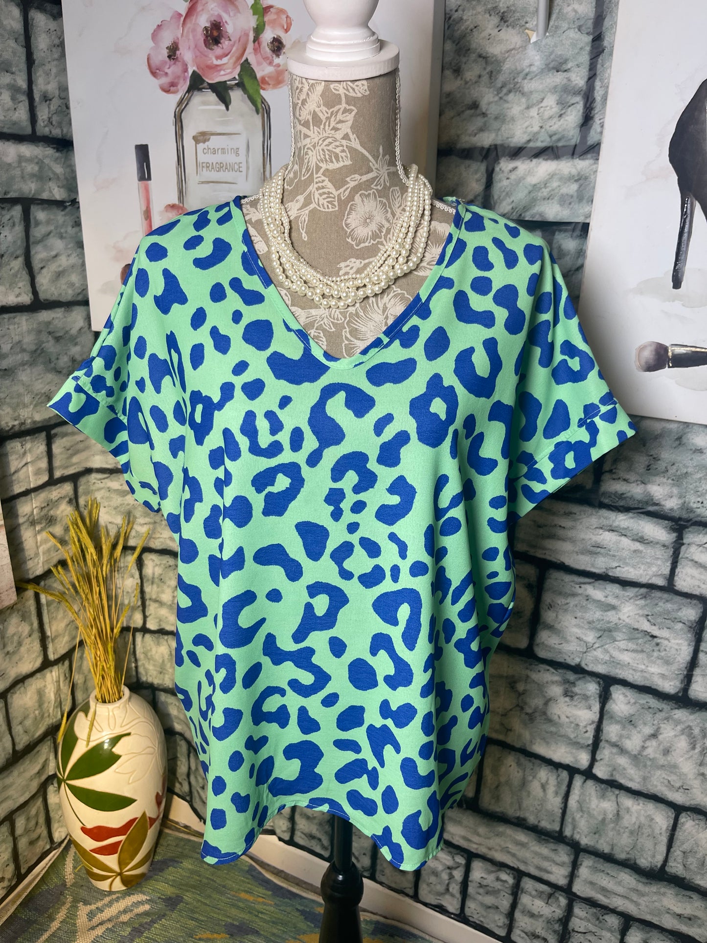 First Love Green Blue Print Blouse Women sz Small