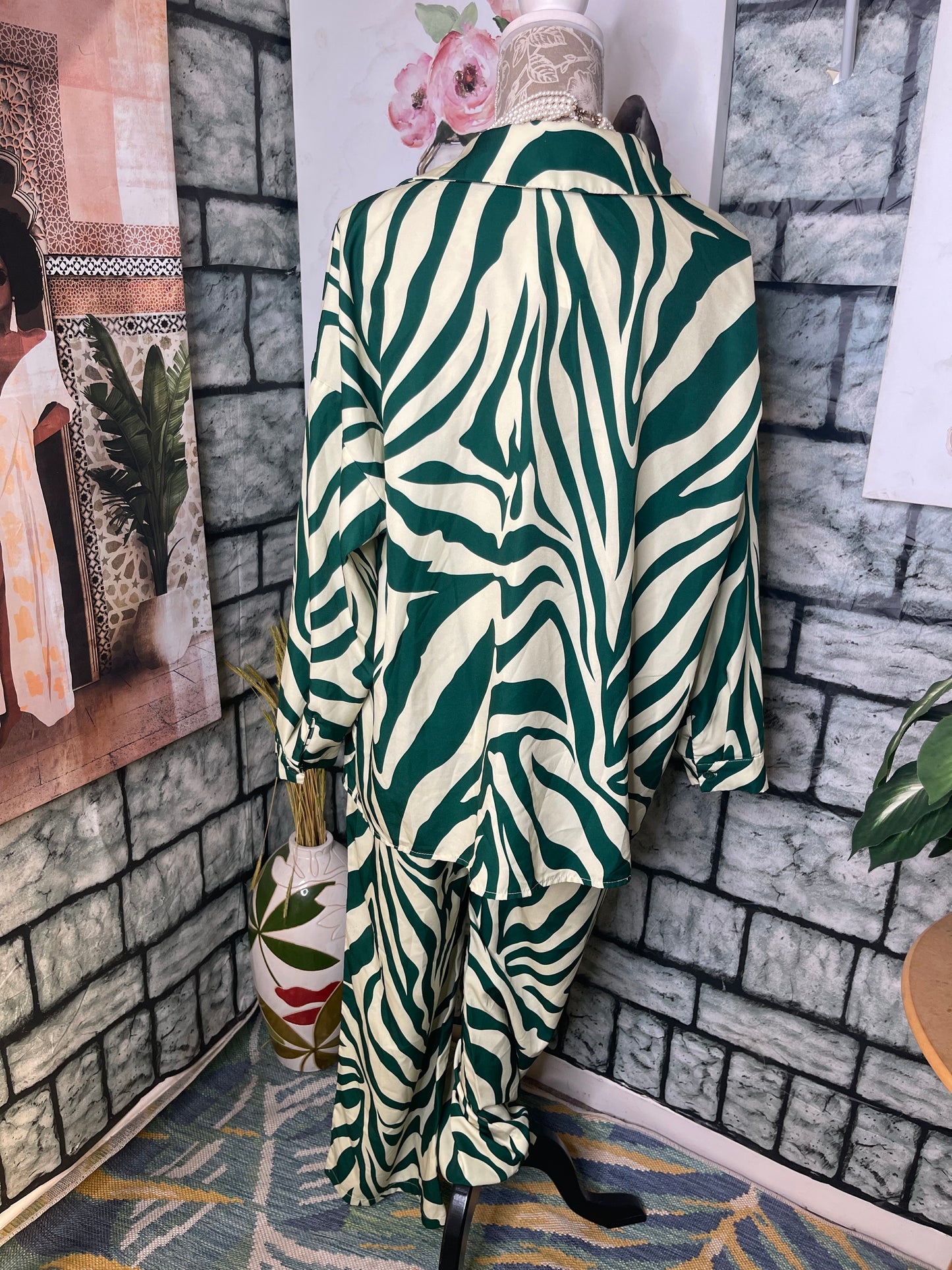 Shein Green 2 piece Pants Set Women sz Small