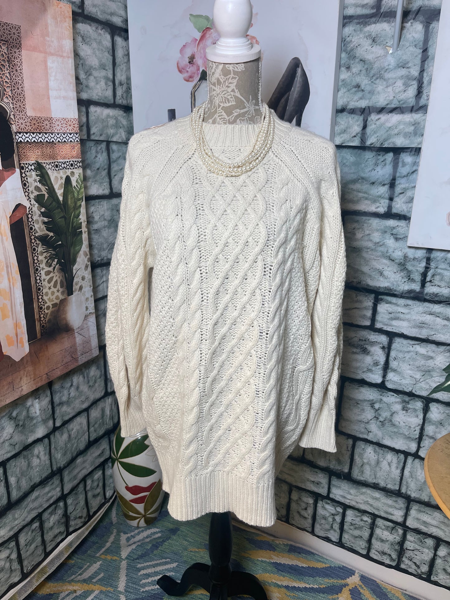 Beige Sweater Dress Women sz Small
