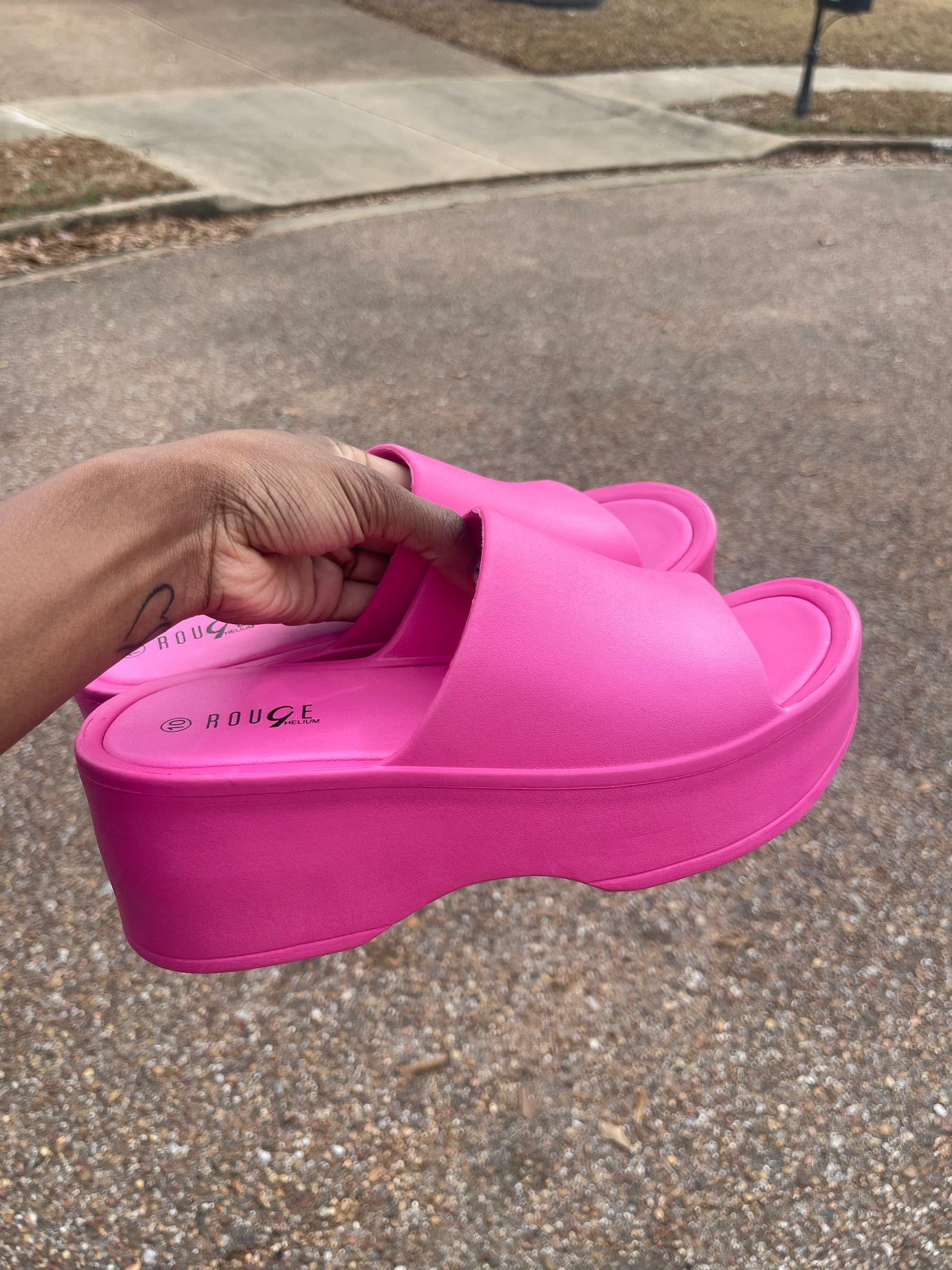 Rouge Pink Platform Sandals Women sz 10