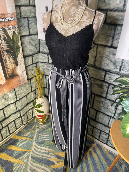 Almost Famous Black White Jumpsuit Women sz Medium