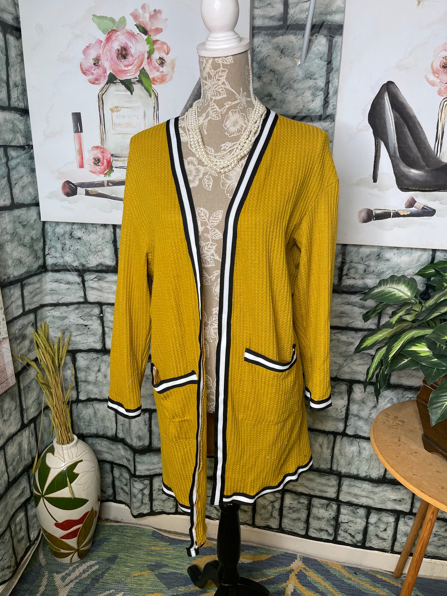 Yellow Black Cardigan Cover Women sz Small
