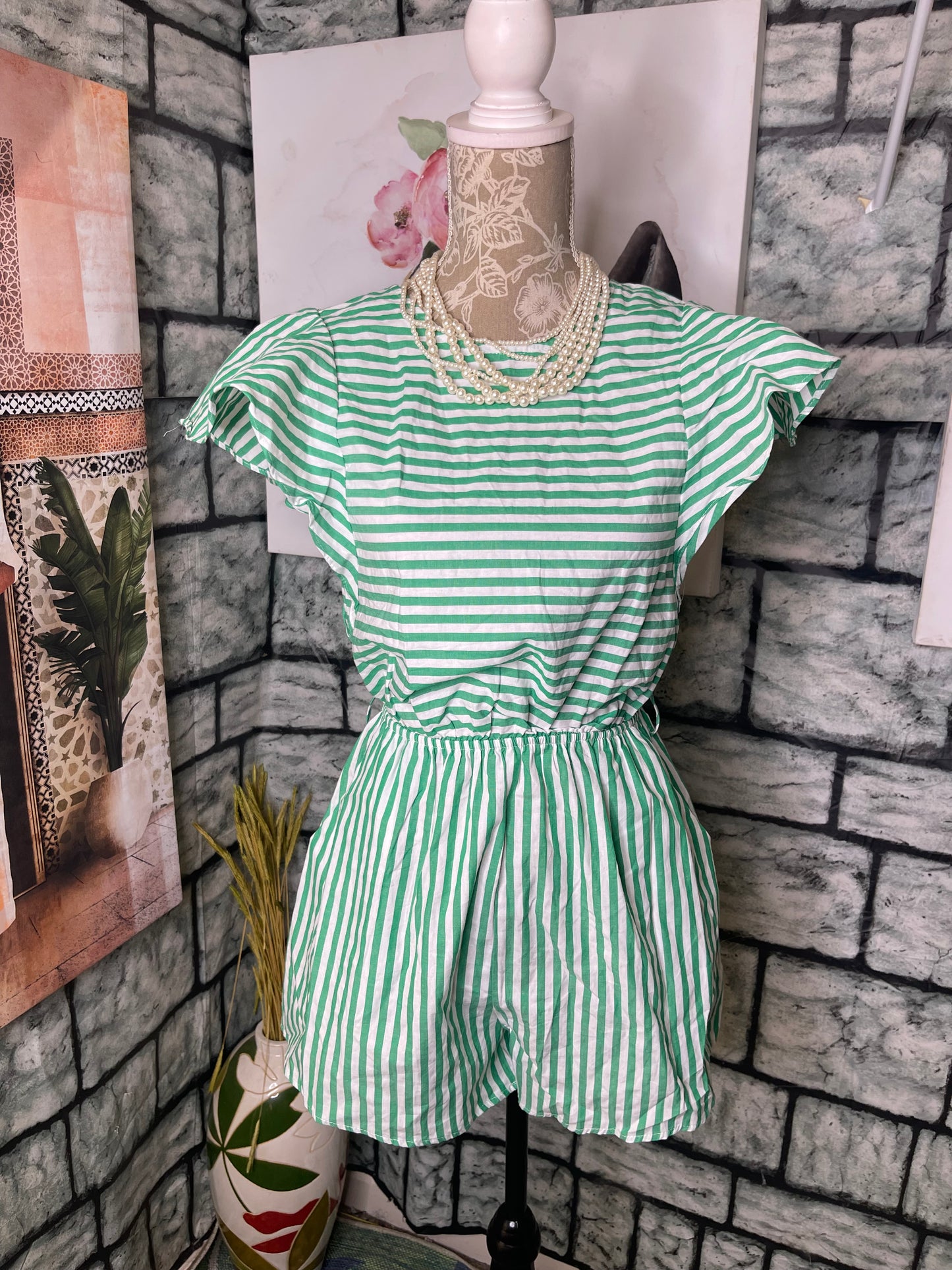 Anna Kay Green White Romper Women sz Small