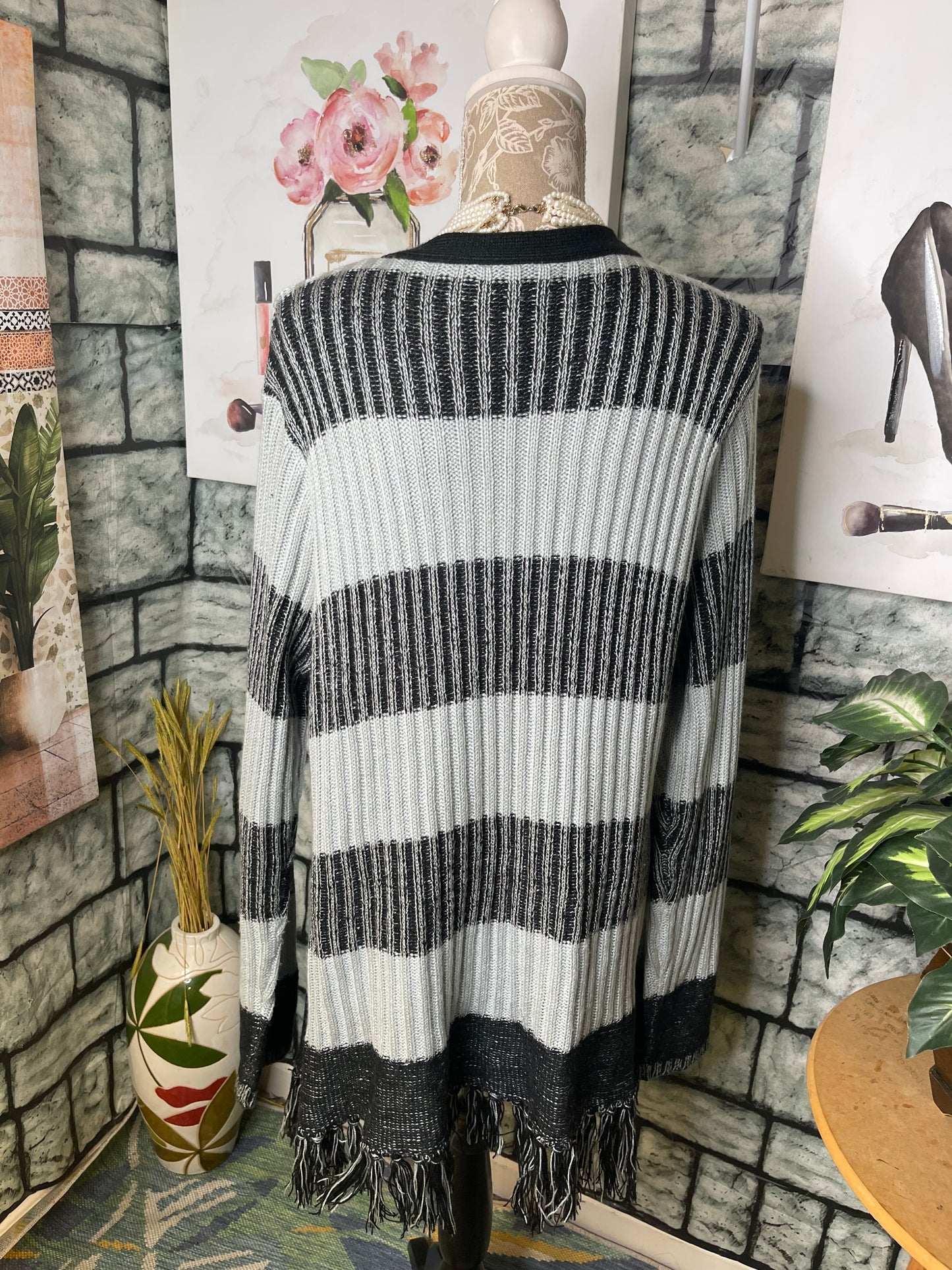 Extra Touch Gray Black Sweater Women sz 2XL