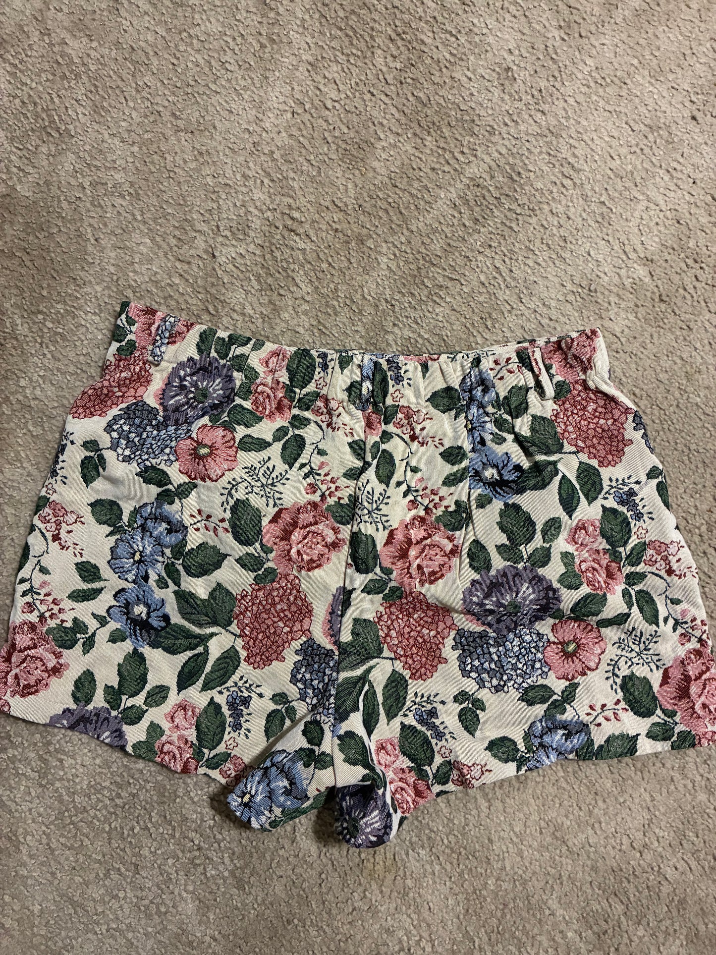 Shein Beige Floral Shorts Women sz 2XL