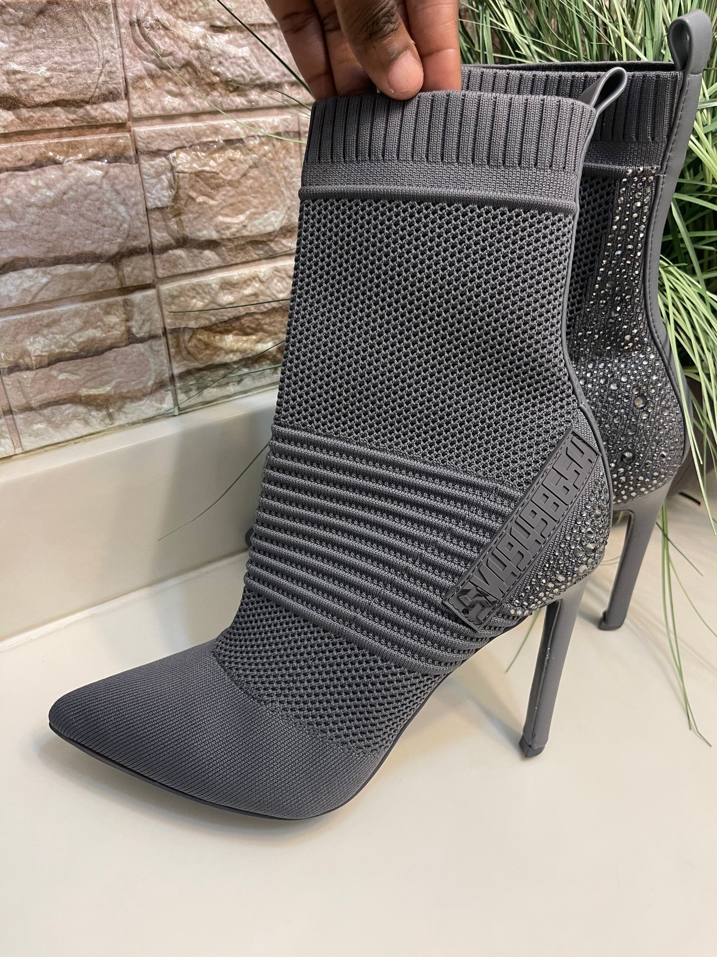 Steve Madden gray heels women sz 9.5
