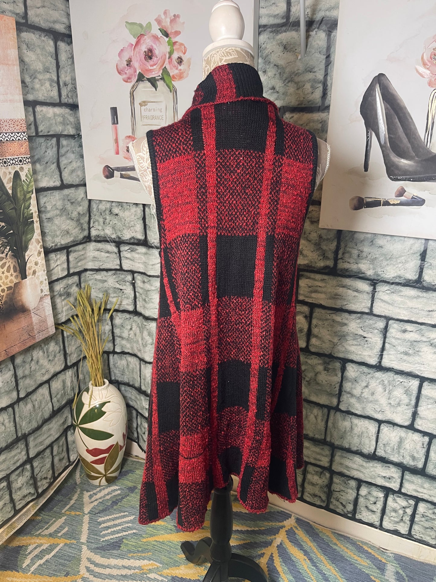 Joseph A Red Black Cardigan Vest Women sz Medium