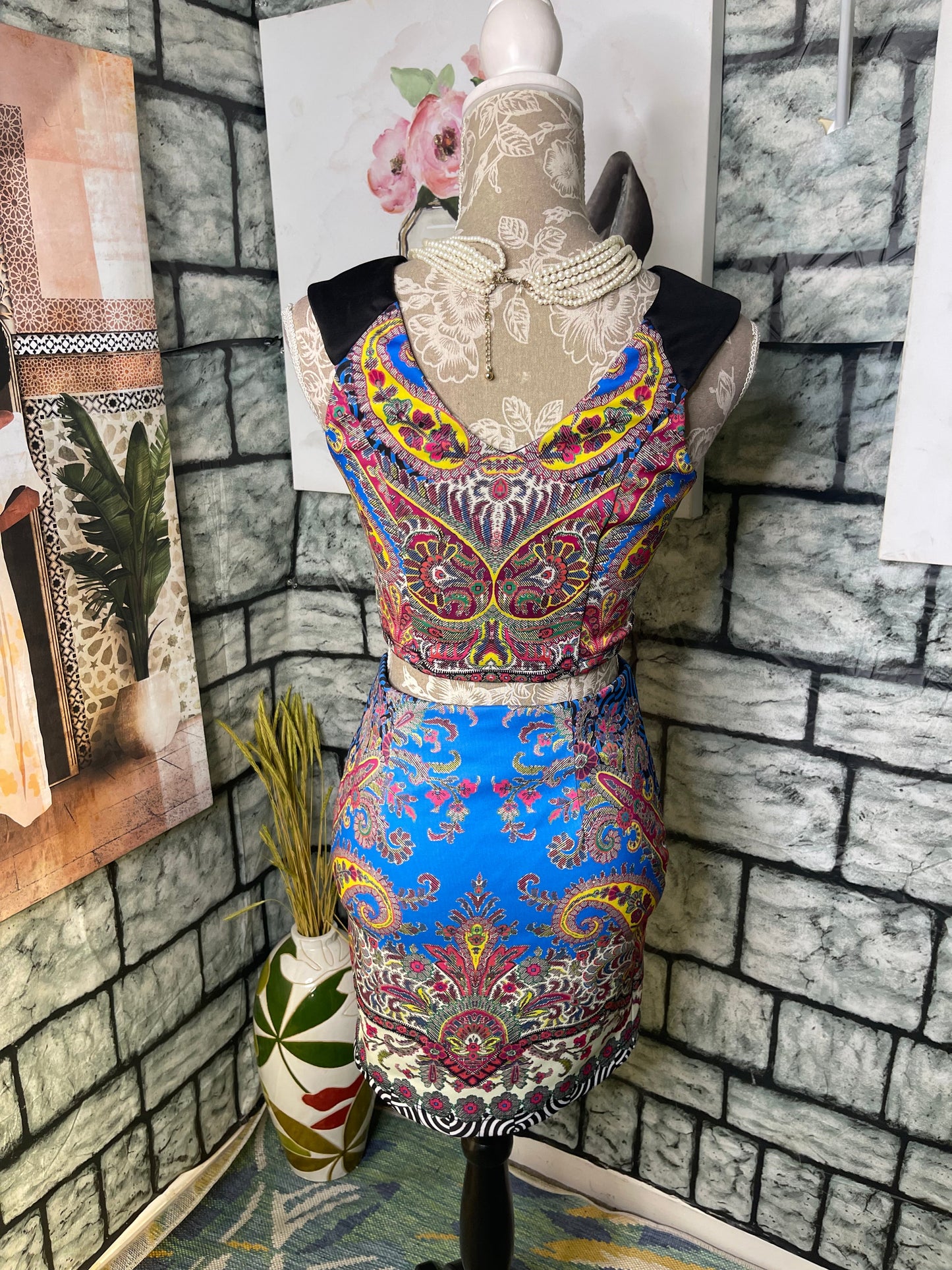 Bebe Blue Red Print 2 Piece Skirt Women sz Small