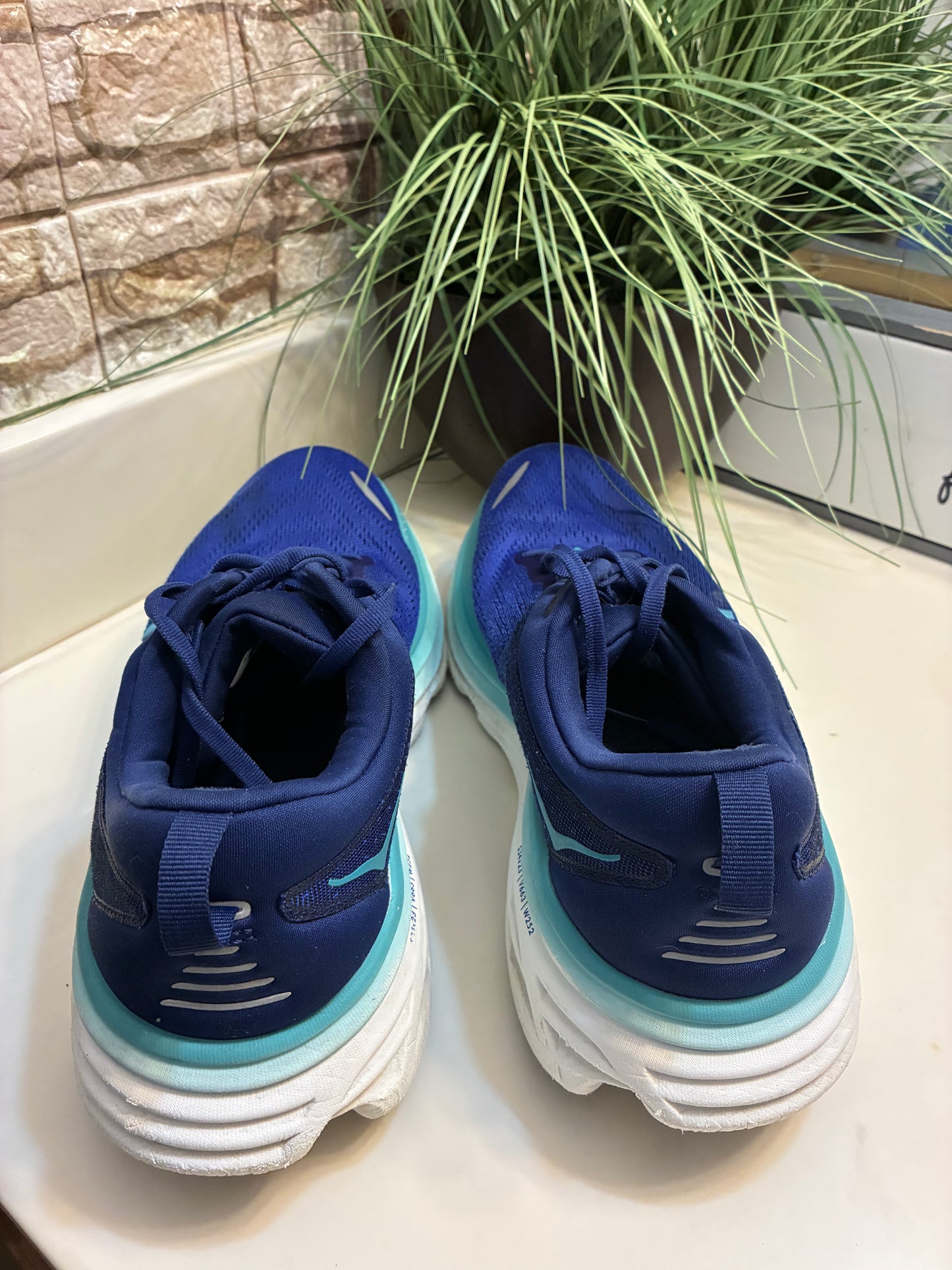 Hoka Blue White Men sz 12B