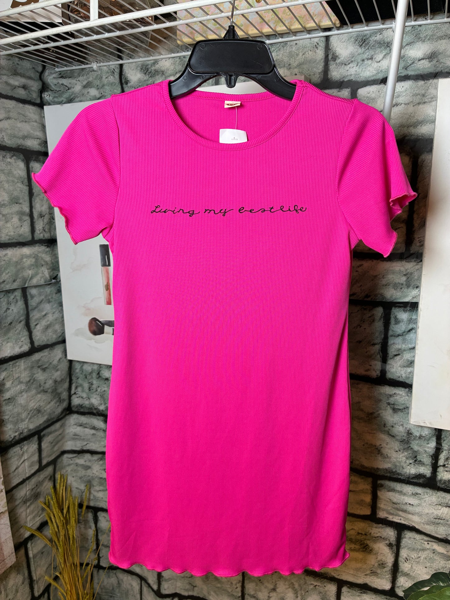 Pink Dress “Living my Best Life” Girls sz 140 = 9/10 yrs