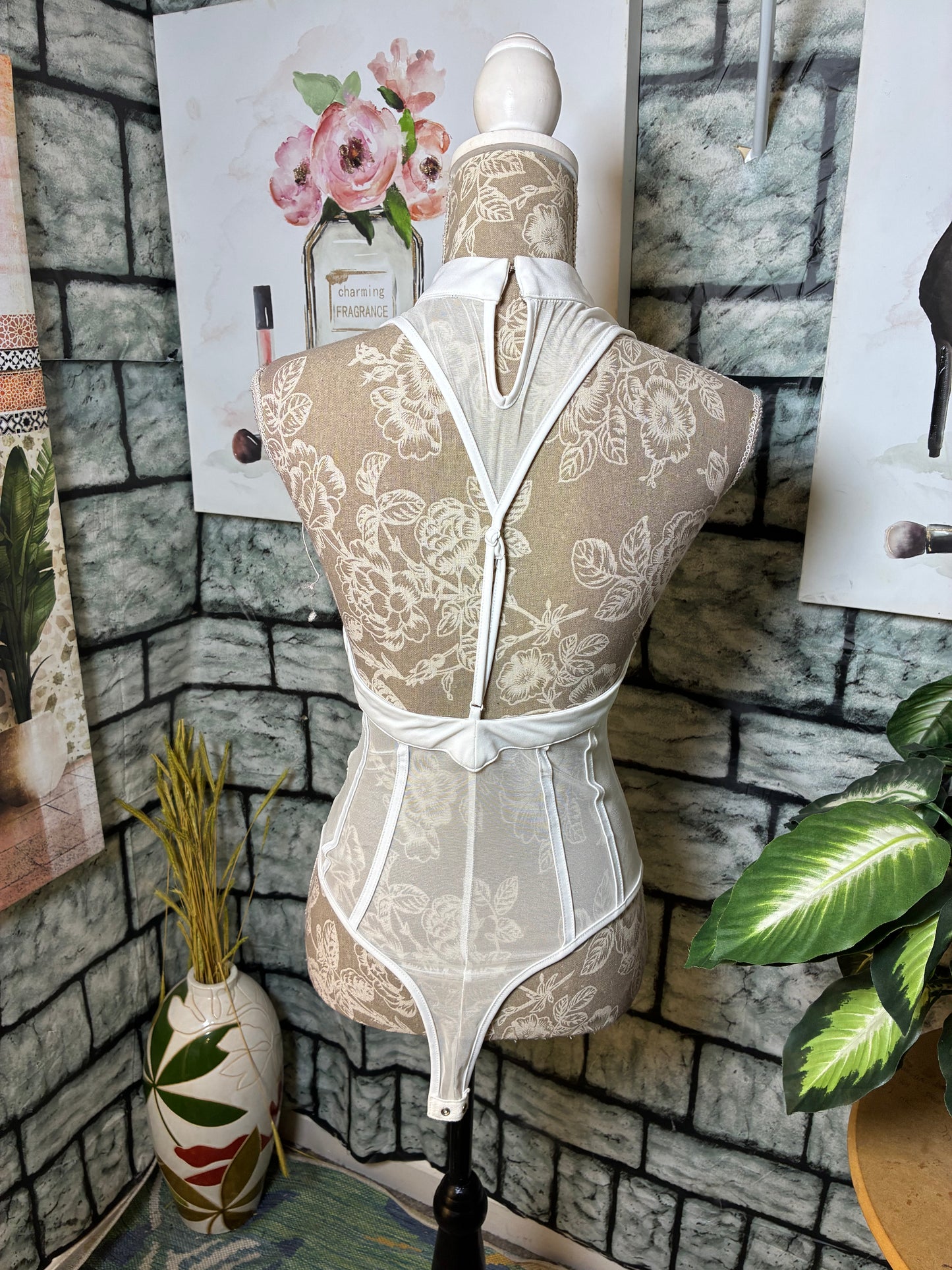 WOW White Rhinestone Bodysuit Top Women sz Small