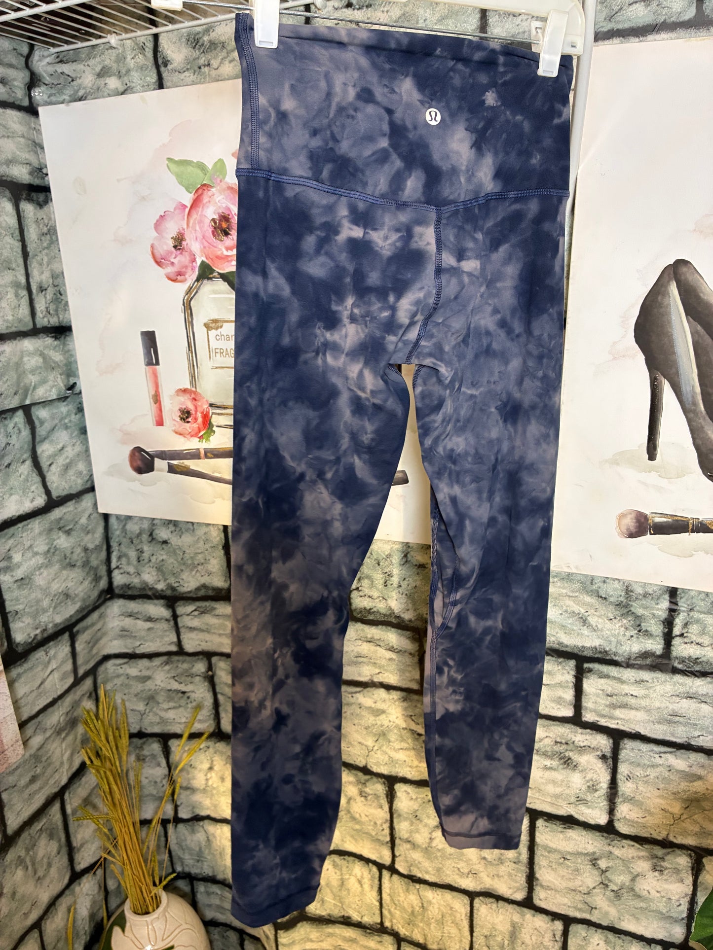 Lululemon Blue Tights Women sz 4