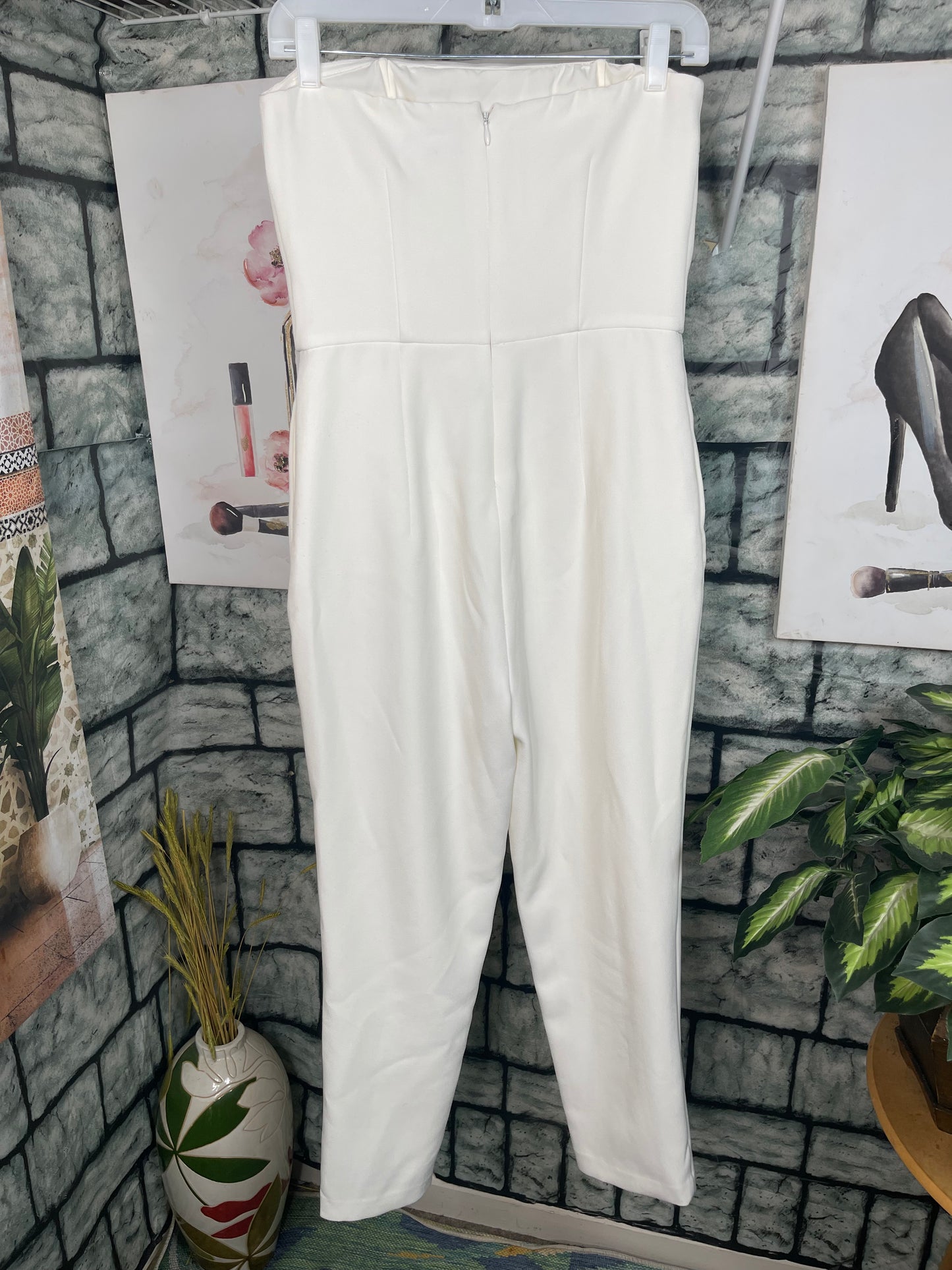 Express White Jumpsuit Women sz 8