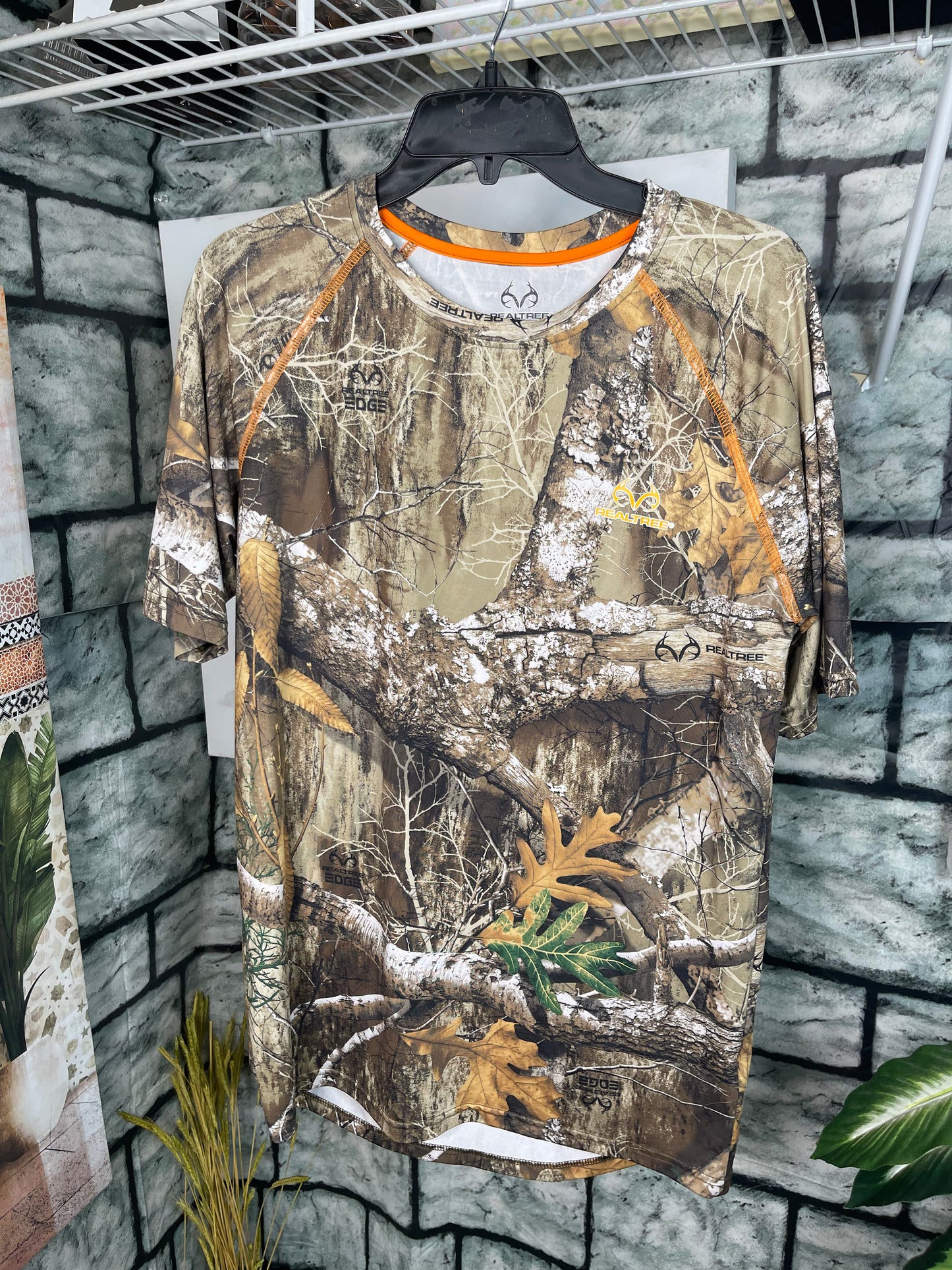 RealTree Green Camo Shirt Men sz Small