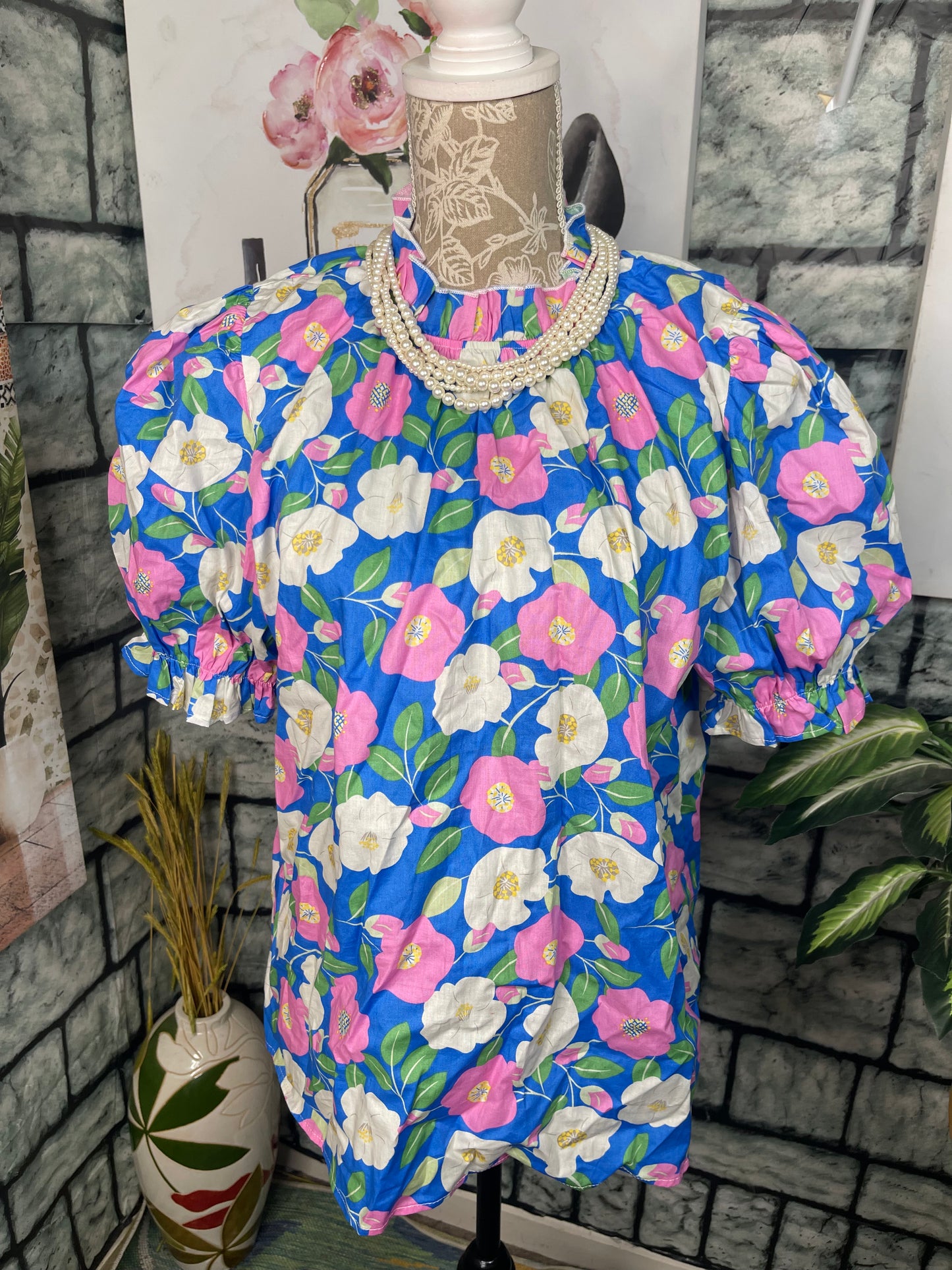 Shop The Mint Blue Pink Floral Blouse Women sz XL
