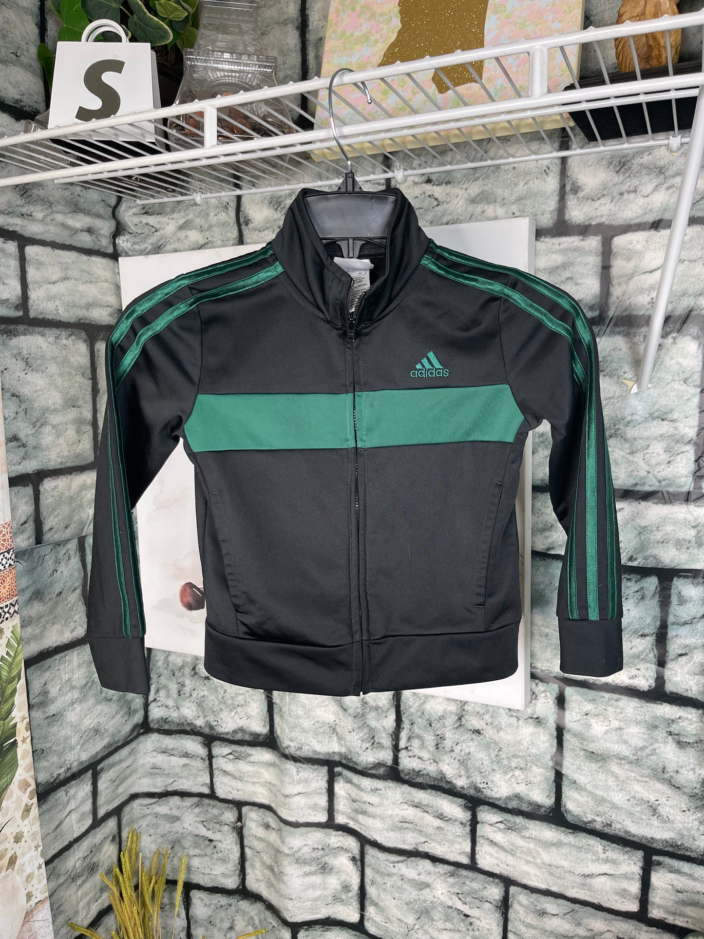 Adidas Black Green Jacket Boys sz 4T