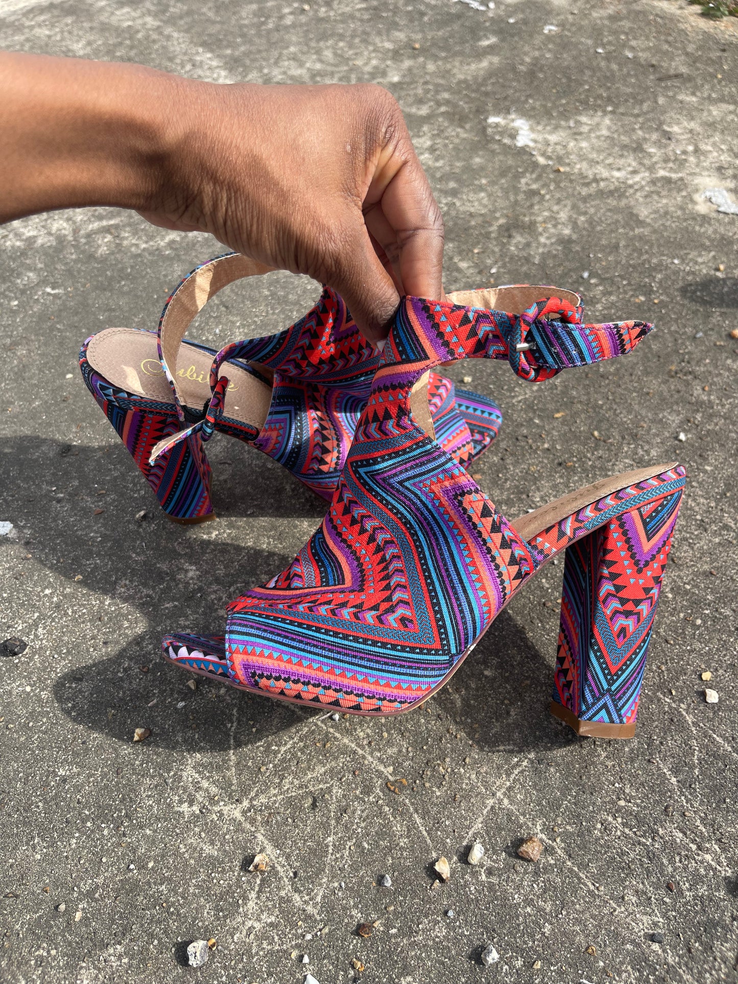 Jubilee Purple Blue Orange Heels Women sz 10