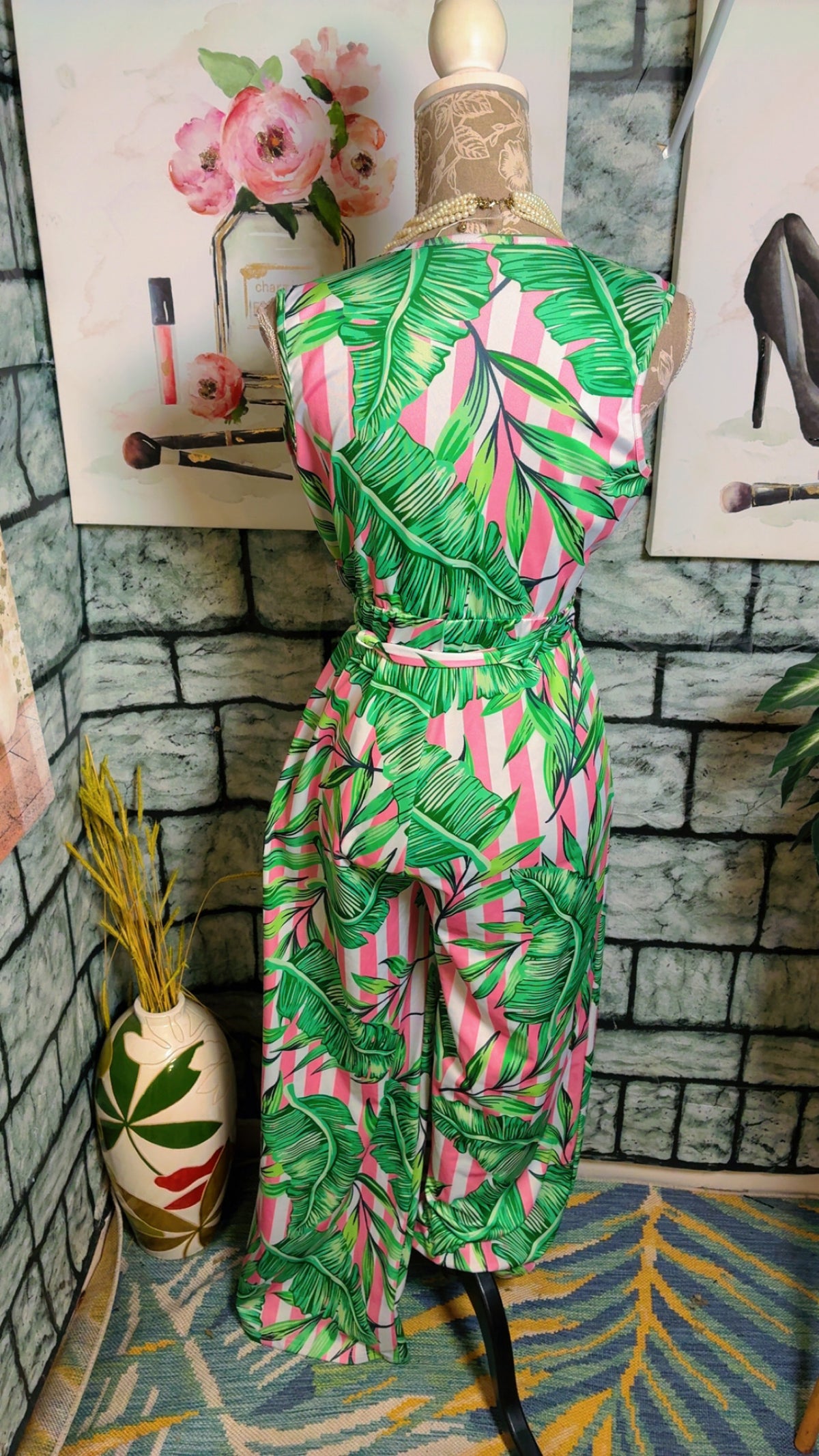 Pink Green floral jumpsuit Women sz Medium