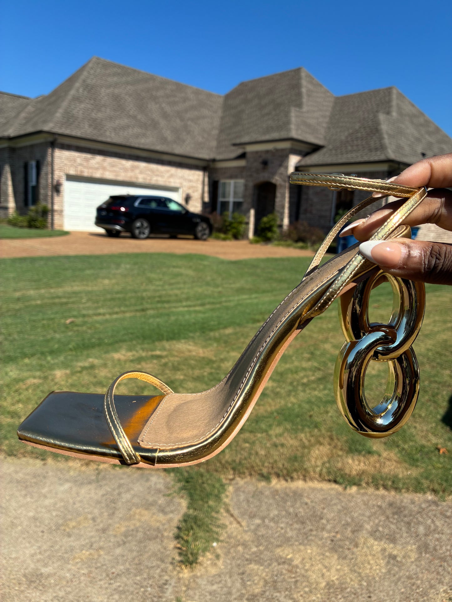 Fashion Nova Gold Heels Women sz 8