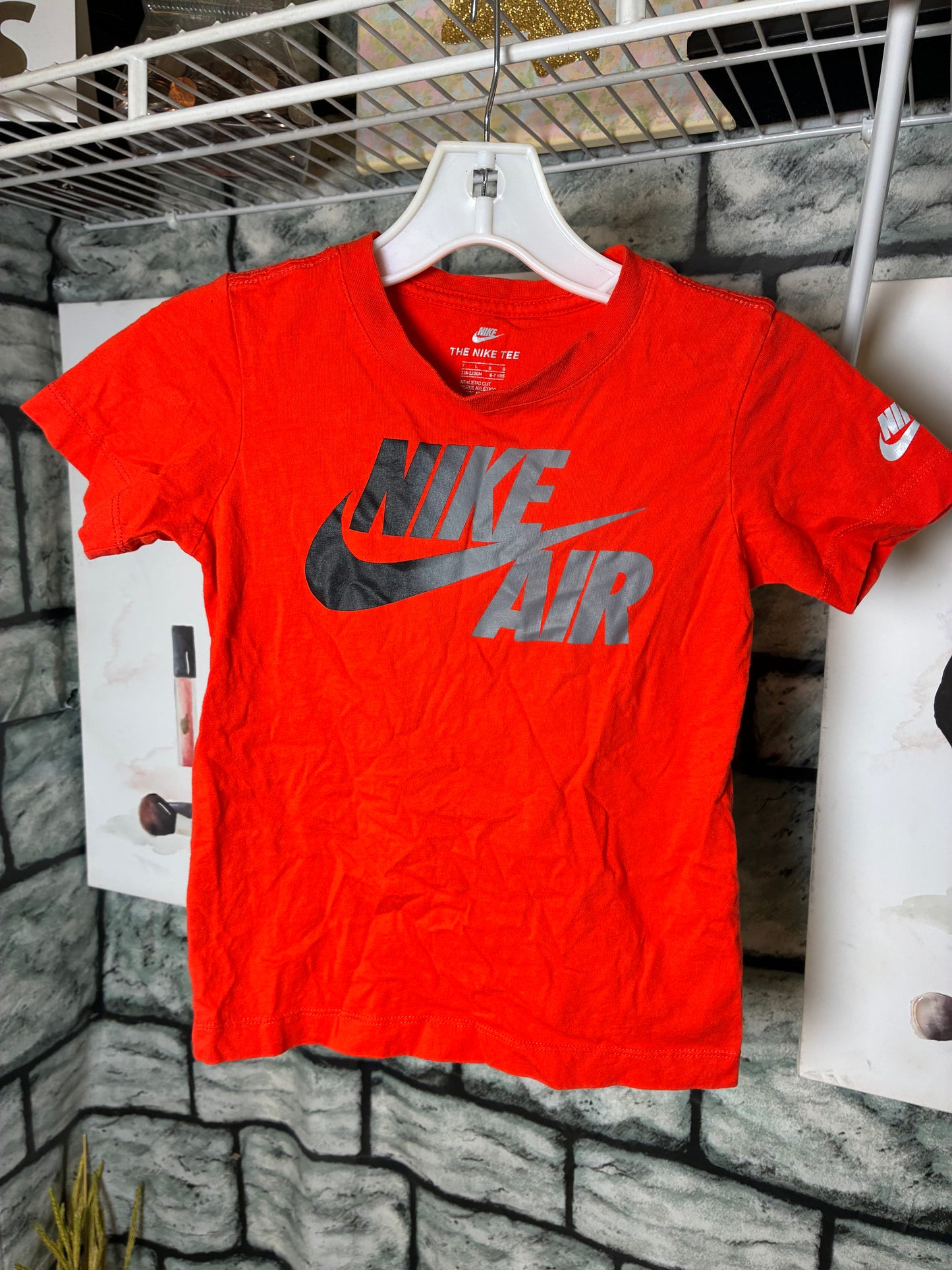 Nike Red Shirt Boys sz 6/7