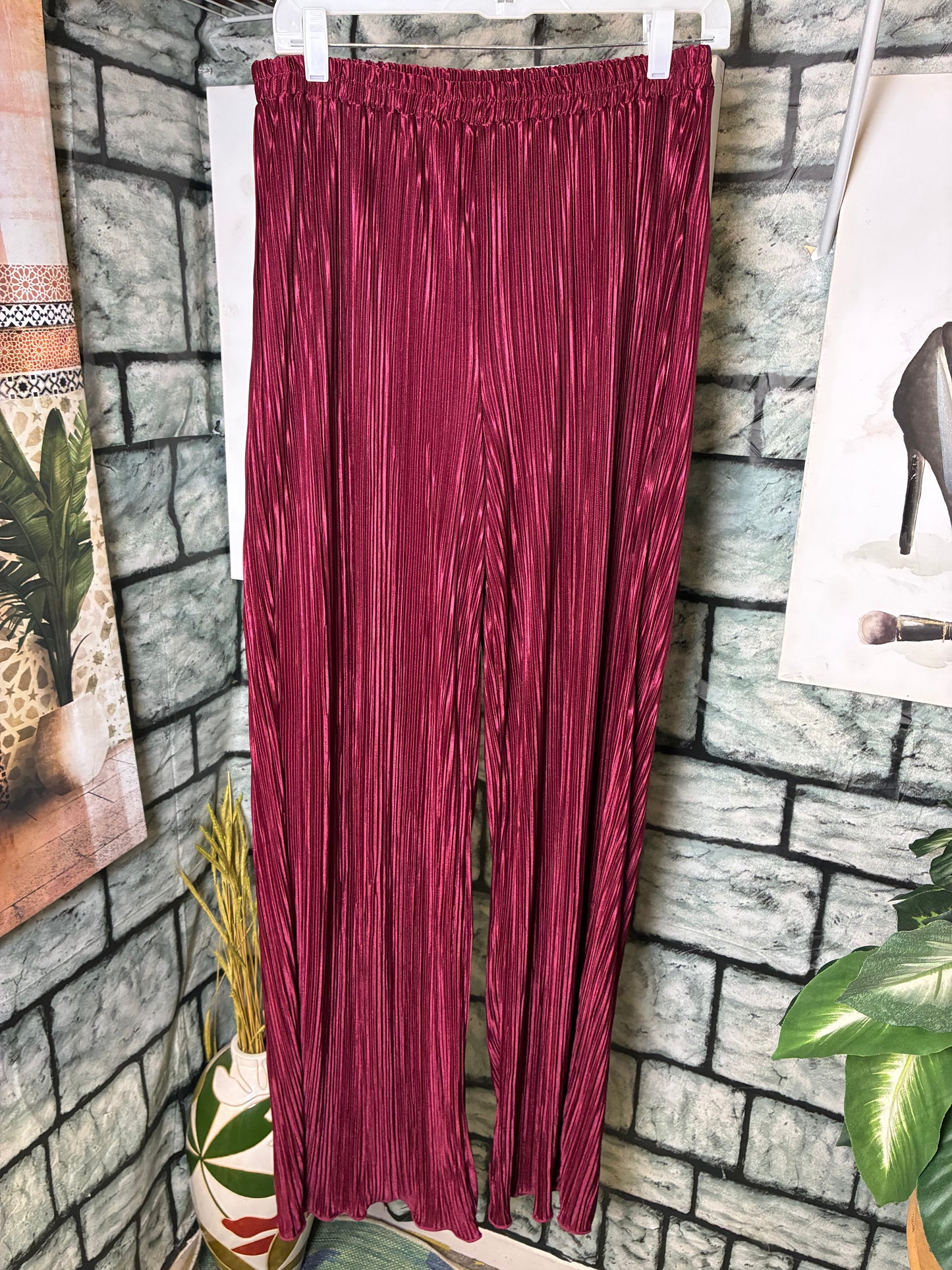 Fashion Nova Burgundy Stretch Pants Women sz Large