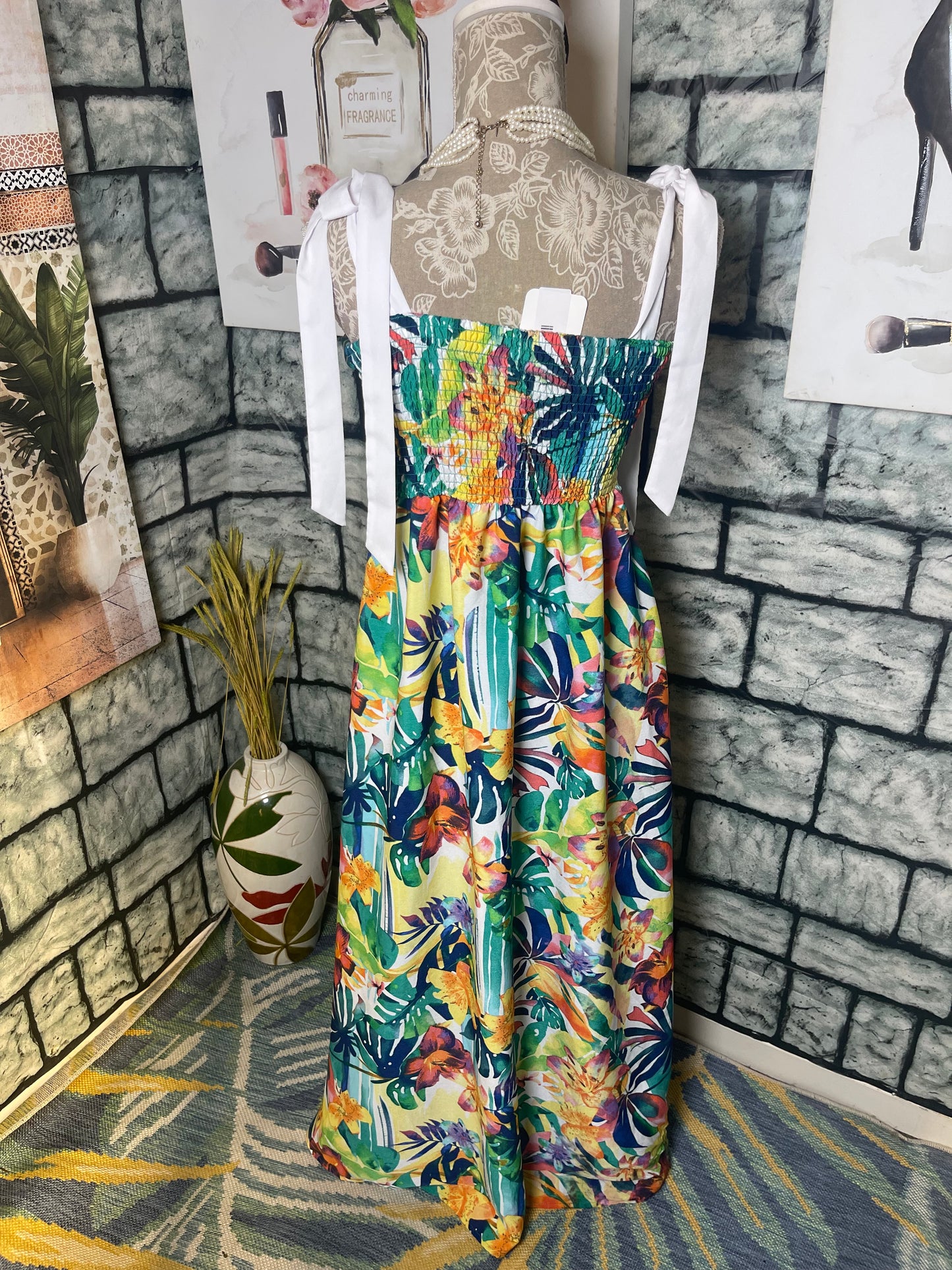 Jolie & Joy Colorful Dress Women sz Medium