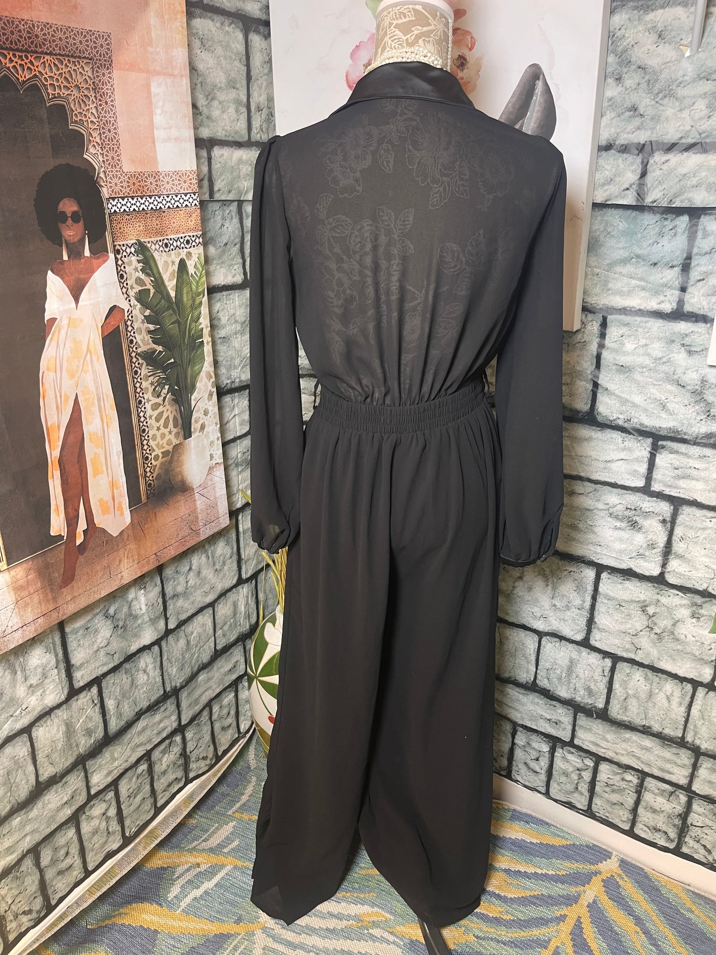 Fashion Nova Black Jumpsuit Women sz Medium