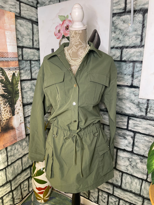 No Vacancy Green Cargo Dress Women sz Medium