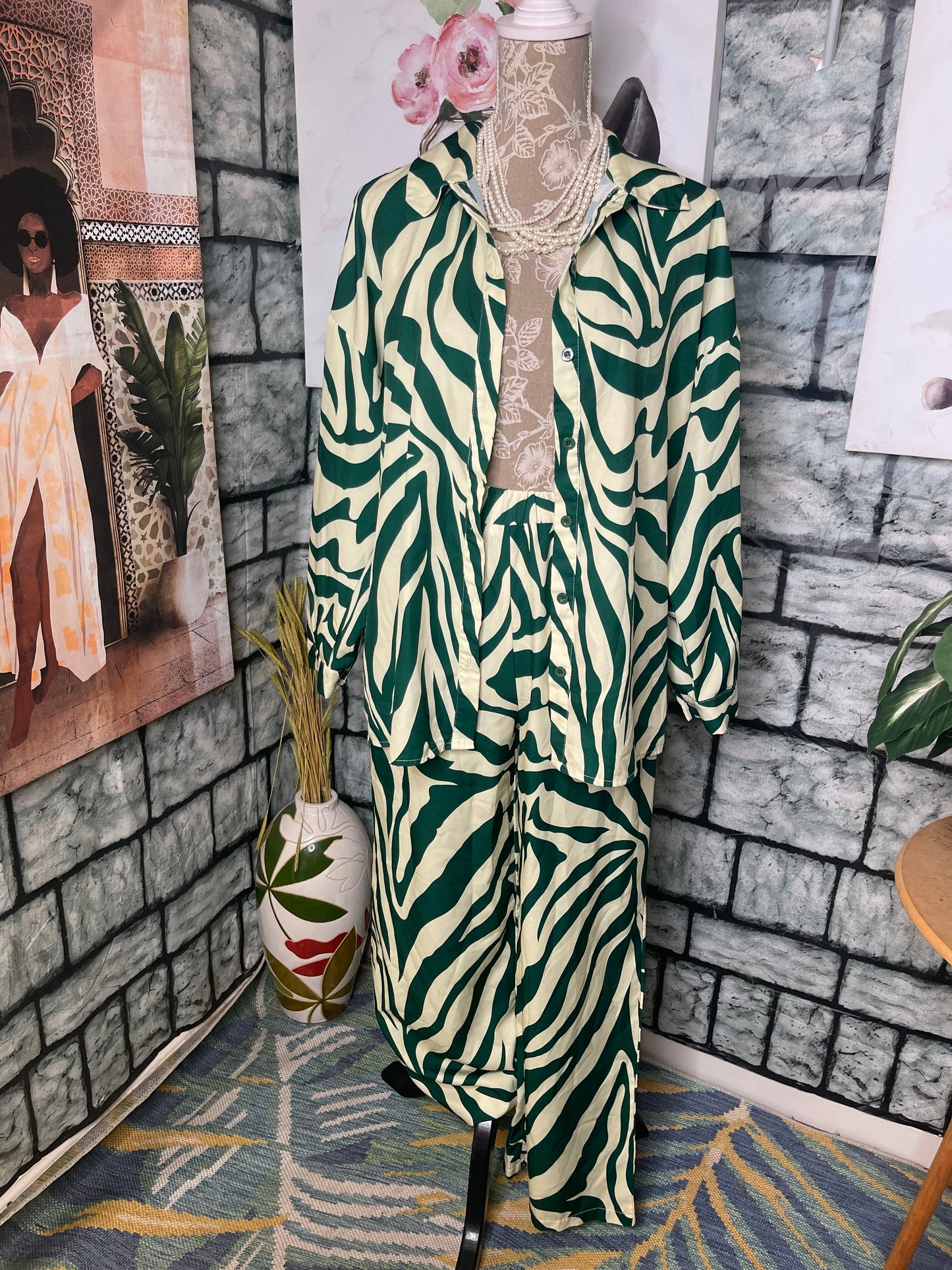 Shein Green 2 piece Pants Set Women sz Small