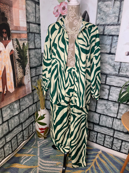 Shein Green 2 piece Pants Set Women sz Small