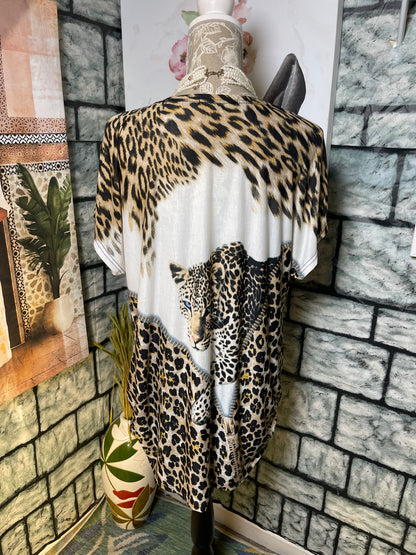 Blossom by P Beige Black Blouse Women sz One Size (best fits up to XL)
