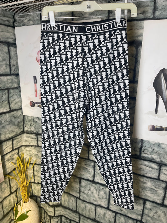 "CD" Black White Sweater Tights Women sz Large