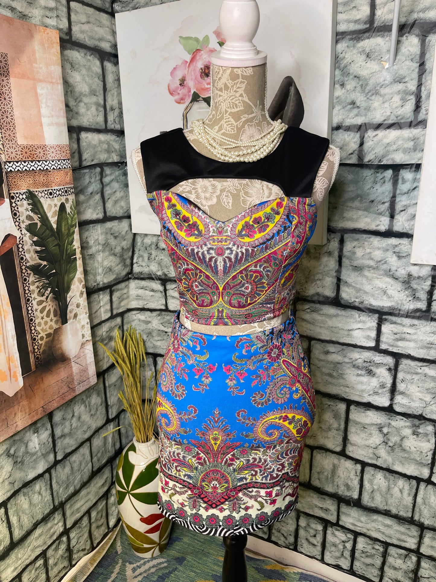 Bebe Blue Red Print 2 Piece Skirt Women sz Small