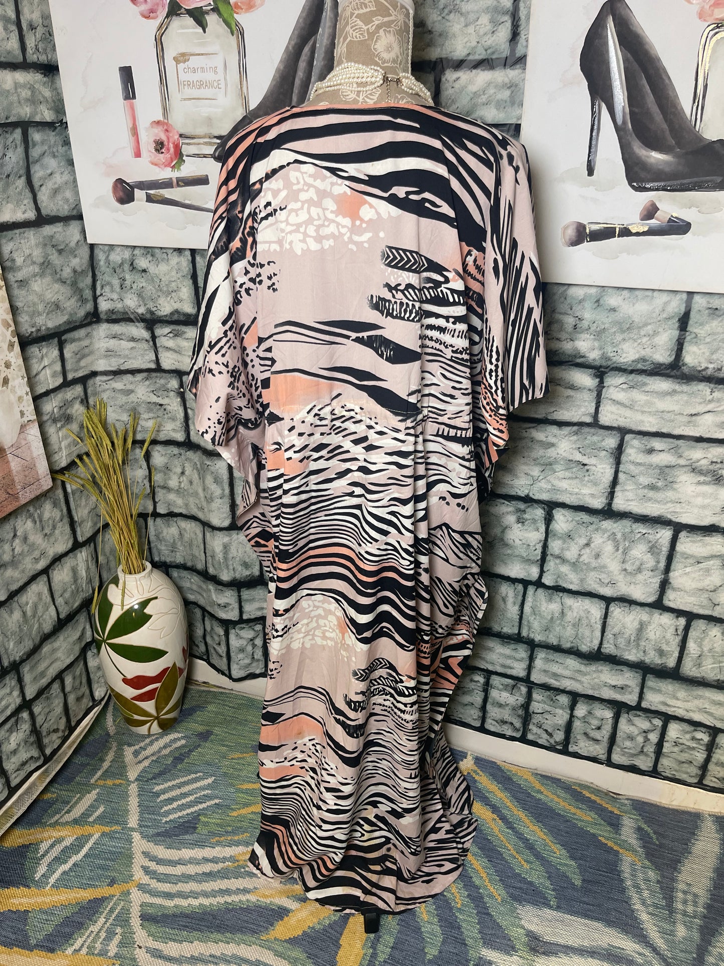 Riviera Sun Black Peach Dress Women sz Free Size (best fits up to 1XL)