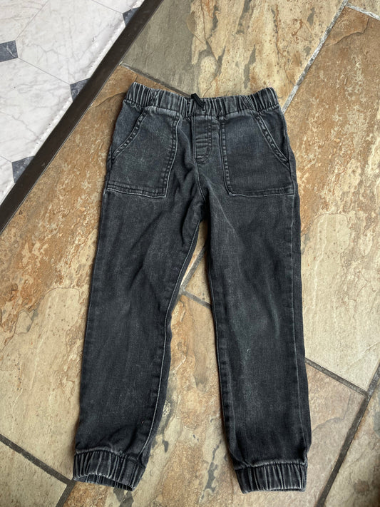 Cat&Jack Black Jeans Boys sz 4T