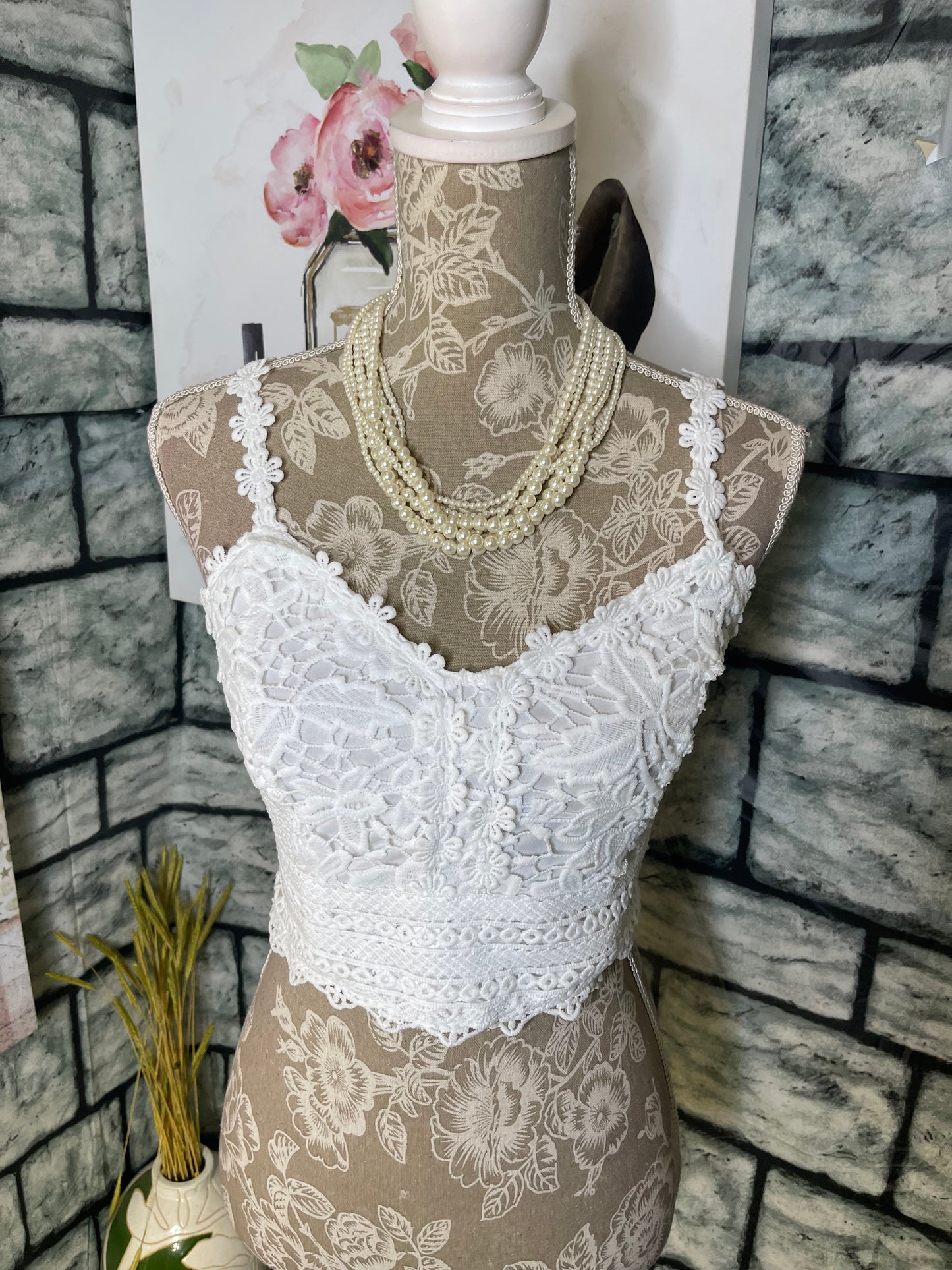 Shein White Floral Top Women sz XS