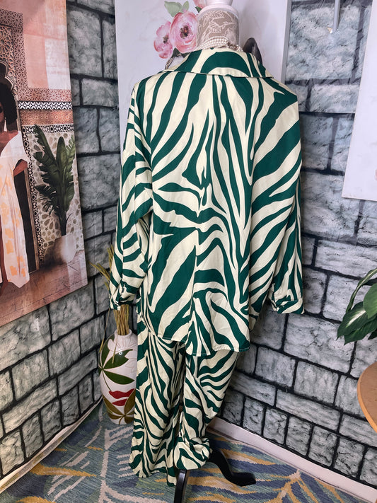 Shein Green 2 piece Pants Set Women sz Small