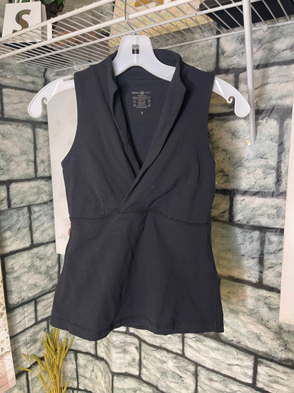 Lululemon Black Activewear Top Women sz Small