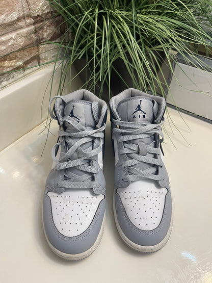 Nike Air Jordan White Blue Boys sz 5Y