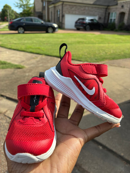 NEW Nike Red White Infant Boys sz 3c