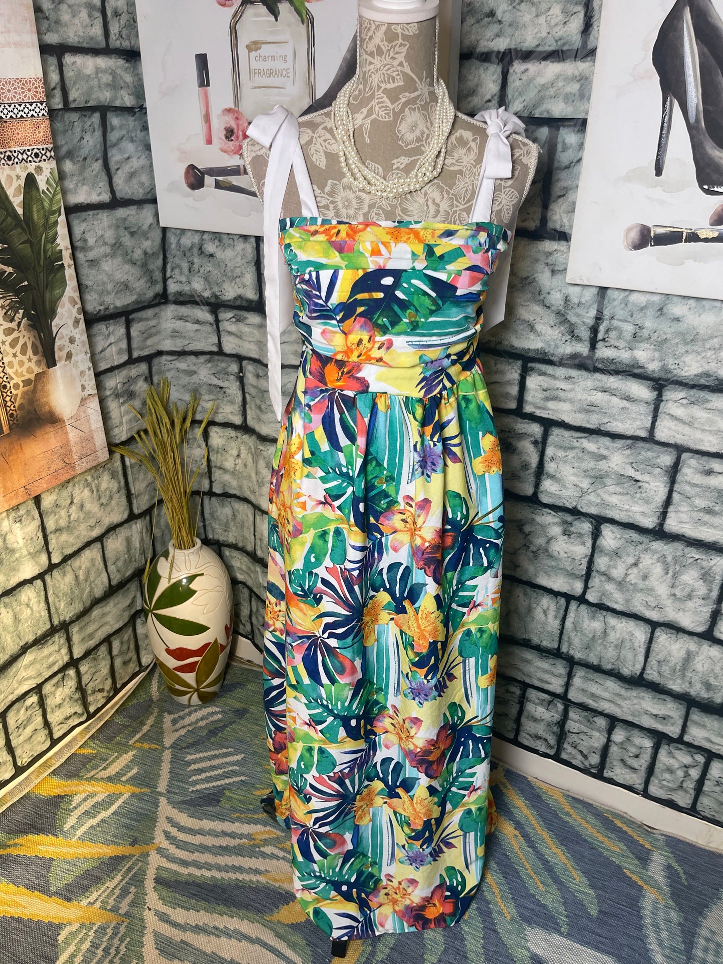 Jolie & Joy Colorful Dress Women sz Medium