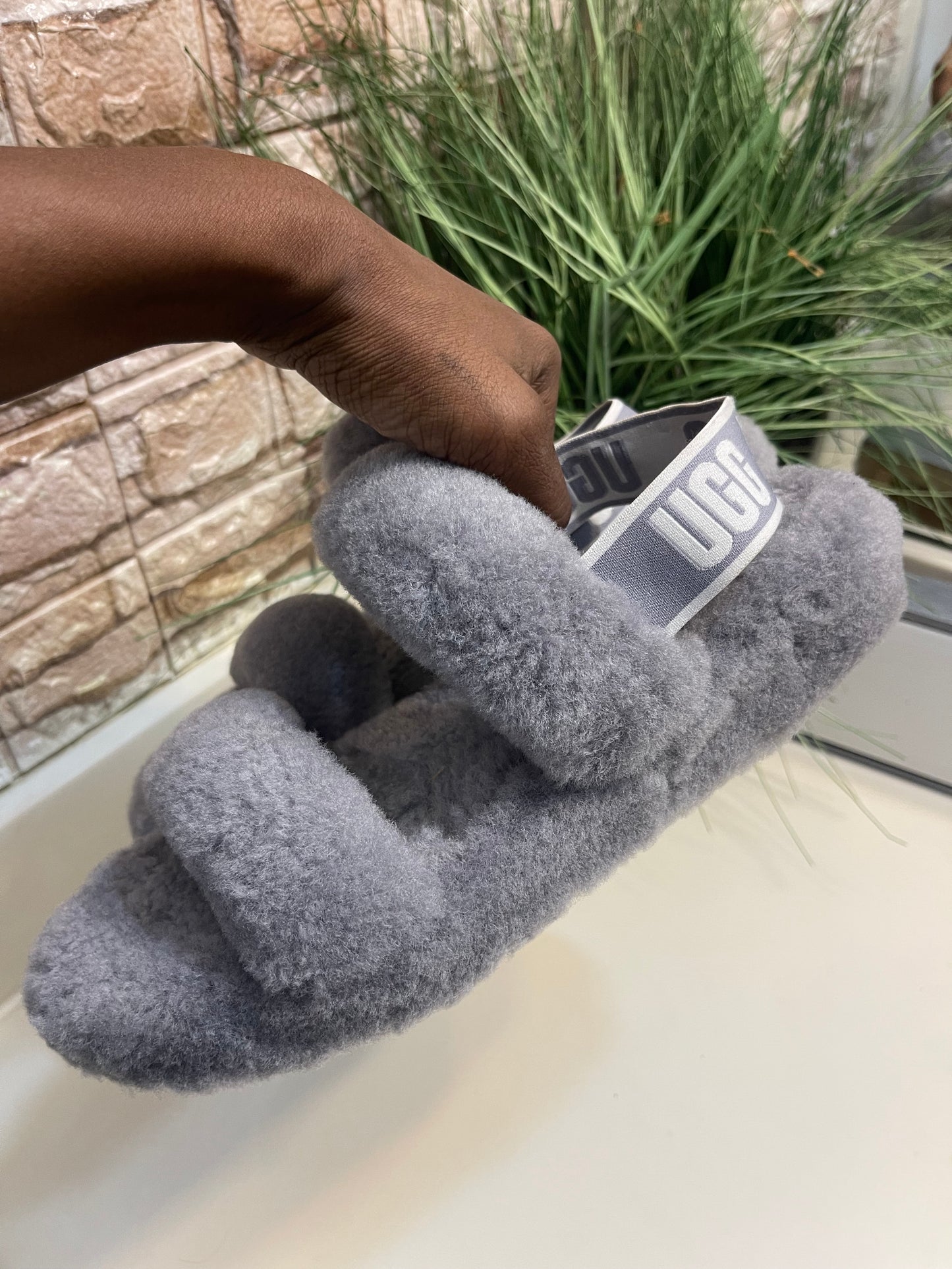 Ugg Gray Slipper Sandals Women sz 10