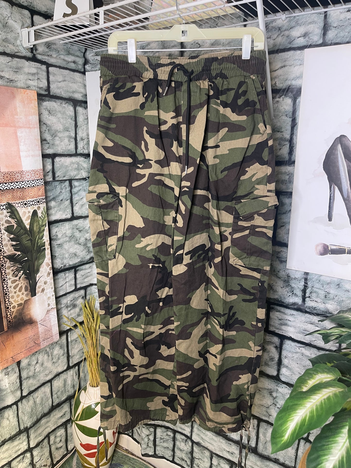 Green Camo Cargo Pants Women sz Large