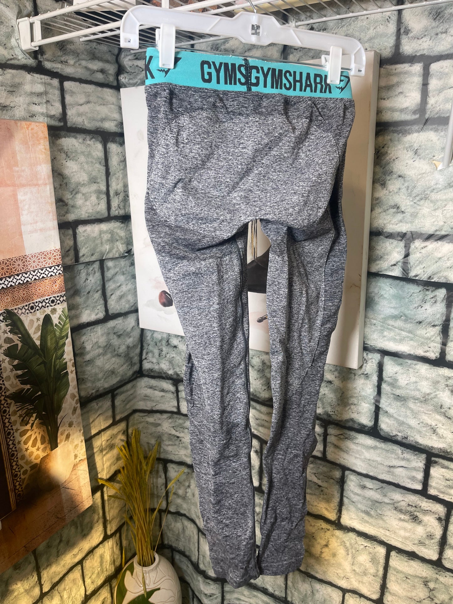 Gymshark Gray Activewear Tights Women sz Small