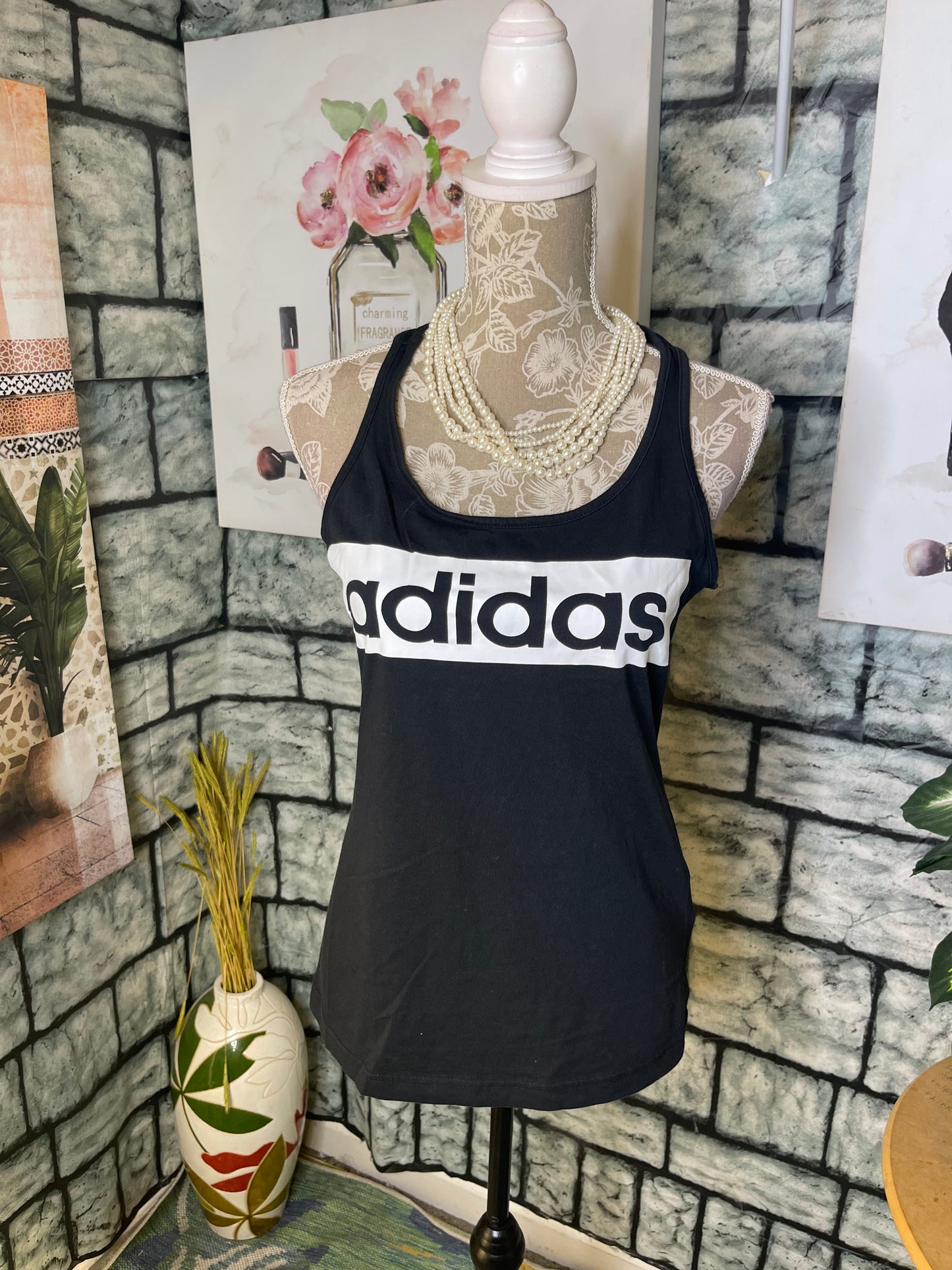 Adidas Black Tank Women sz Medium