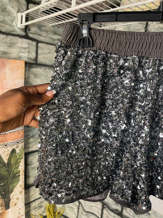 NEW Missguided Silver Gray Sequin Shorts Women sz 6