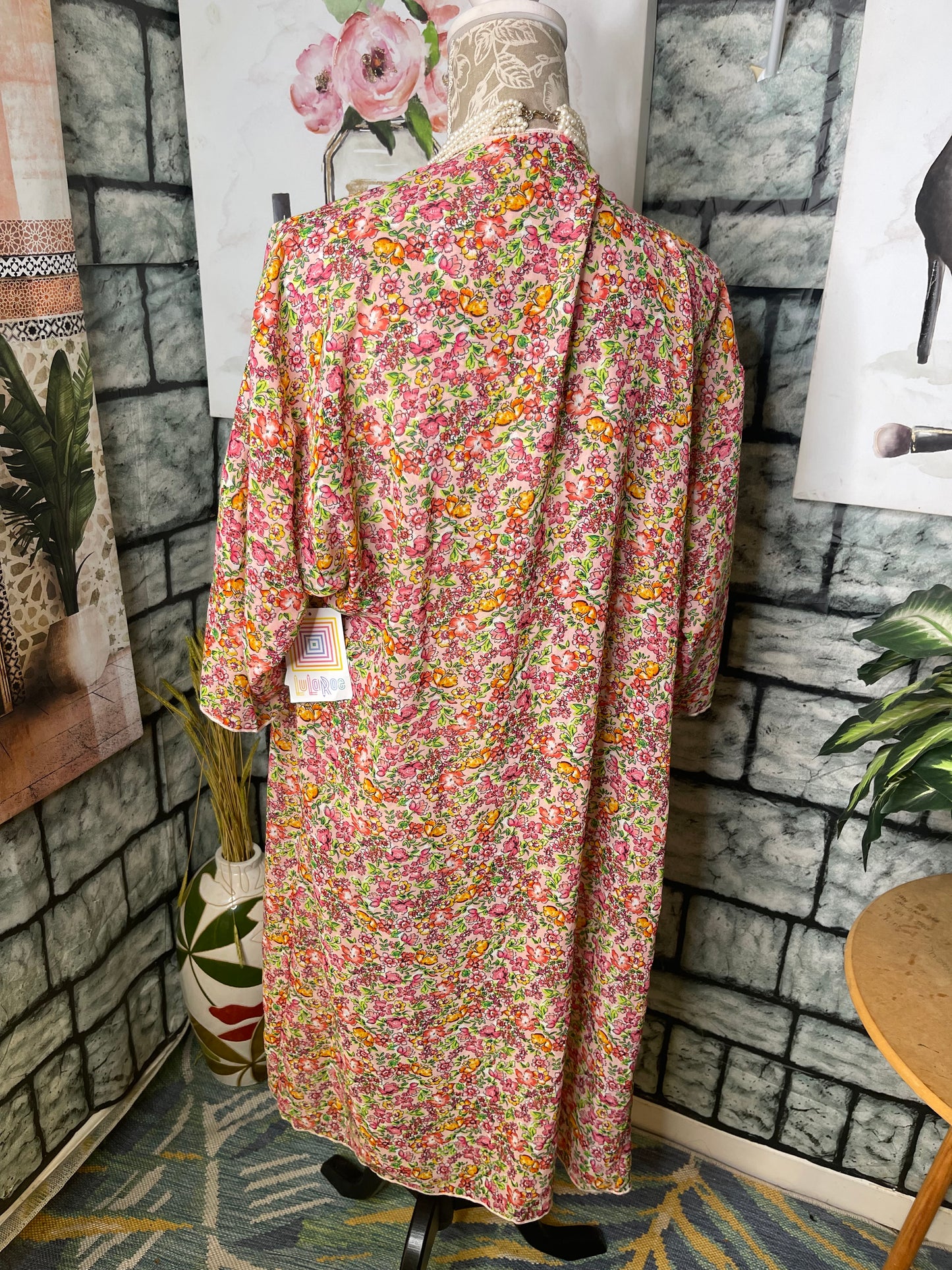 NEW LulaRoe Pink Floral Duster Cover Women sz Medium