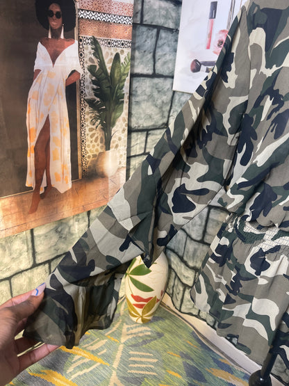 Ashley Stewart Green Camo Blouse Women sz 18/20