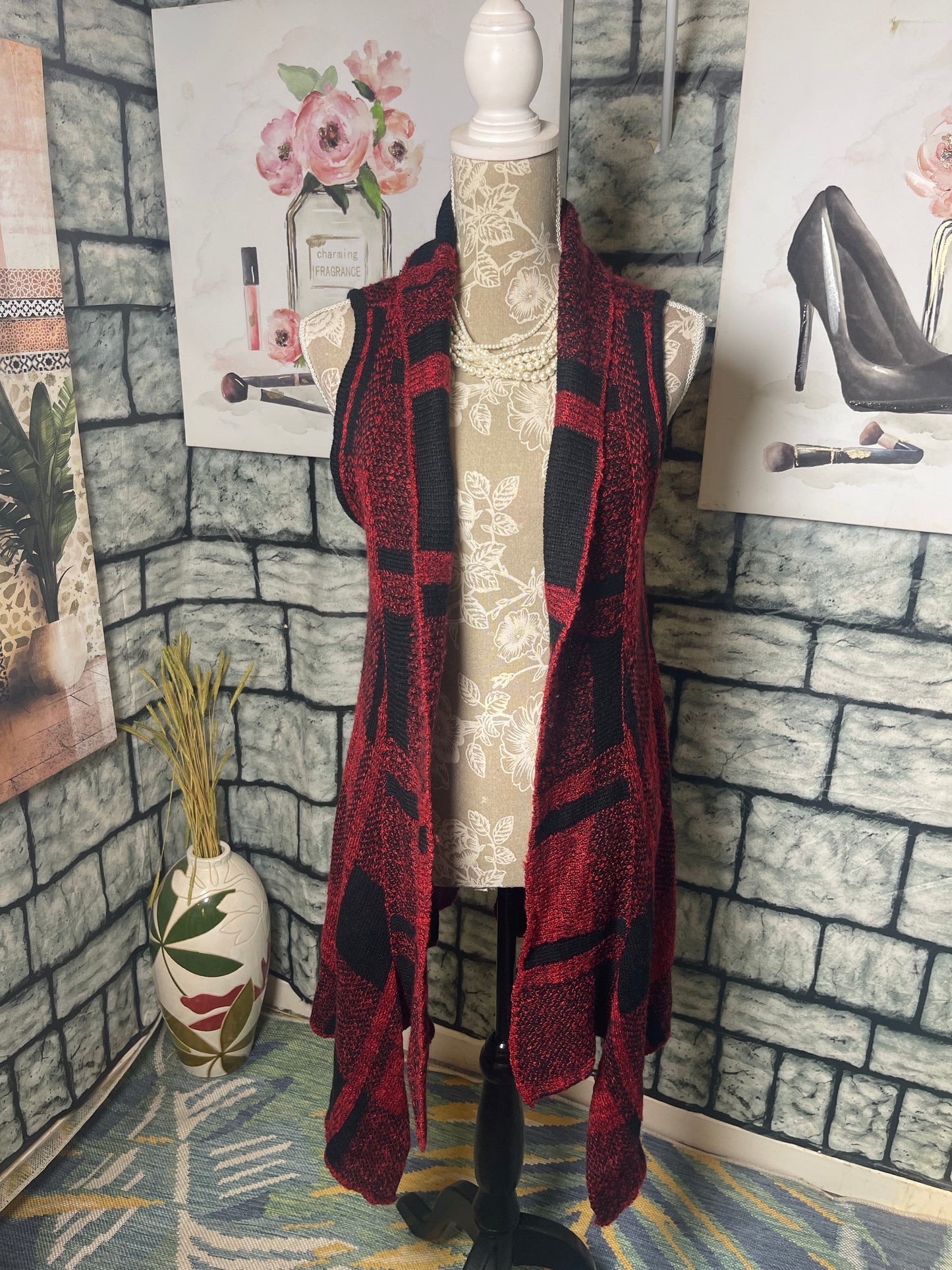Joseph A Red Black Cardigan Vest Women sz Medium